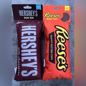 Hershey’s & Reese’s Squeak Dog Toys Set New with Tags